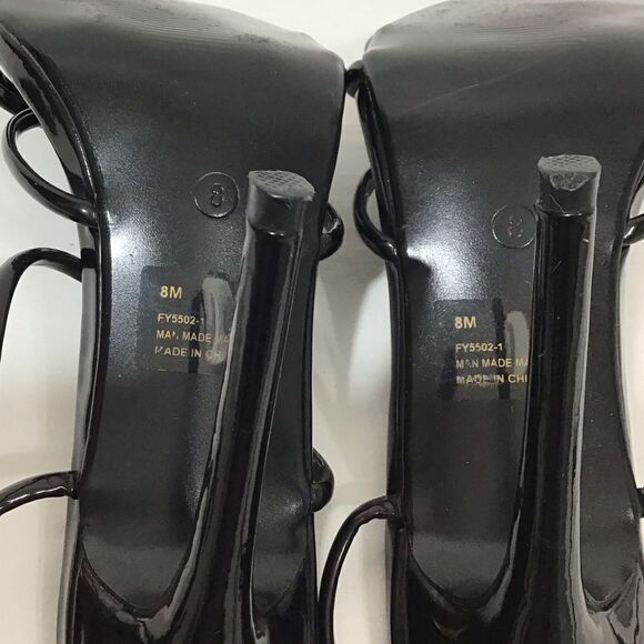 Fashion Nova Black Point You In The Right Direction Pointed Toe Sandal Size 8 - Picture 7 of 8